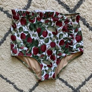 Kortni Jeane small cascade raspberry bottoms